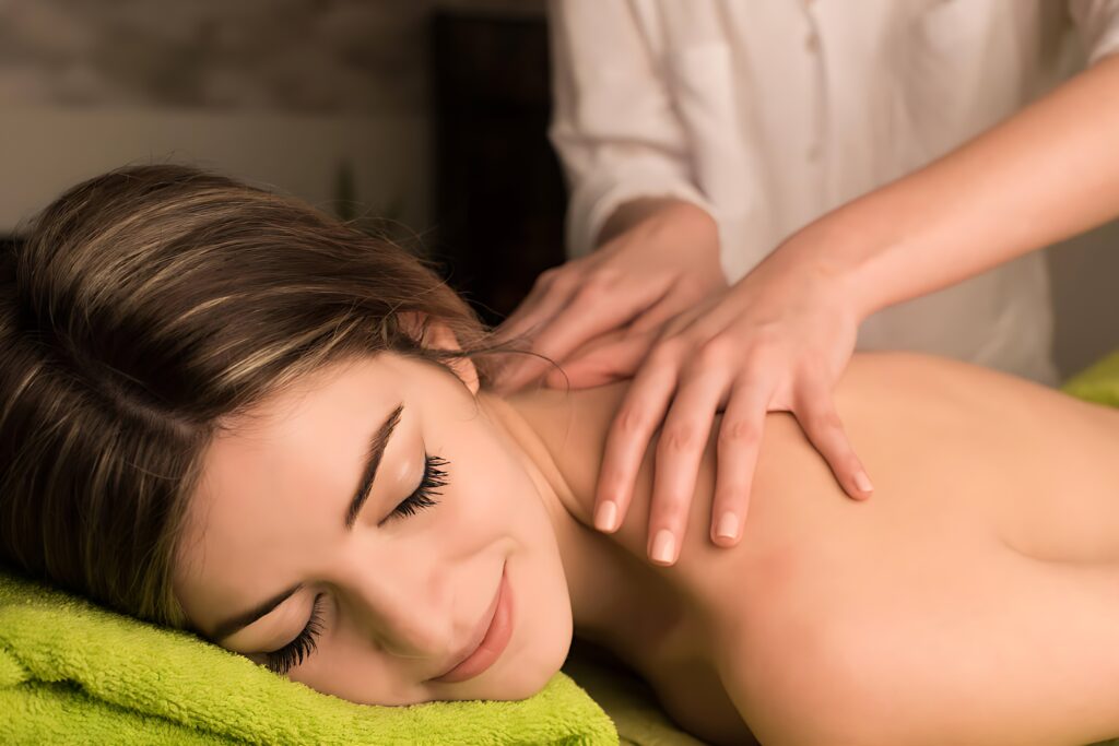 at-home massage dubai back